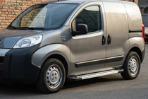 Citroen Nemo 2007-2017 Estribos Laterales New Vision Grey (2 uds., Aluminio) foto 1