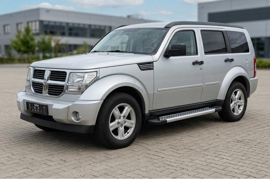 Dodge Nitro 2006-2011 Estribos Laterales New Vision Grey (2 uds., Aluminio) Image