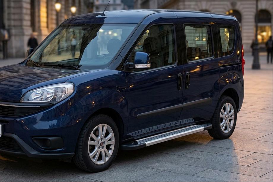 Fiat Doblo II 2010-2022 Estribos Laterales New Vision Grey (2 uds., Aluminio) Base Estándar Foto 1