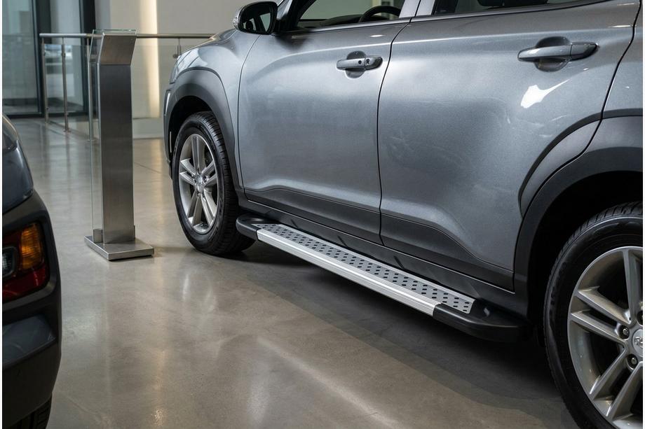 Hyundai Kona 2017-2023 Estribos Laterales New Vision Grey (2 uds., Aluminio) Image