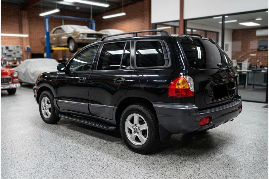 Hyundai Santa Fe 1 2000-2006 Estribos Laterales Tayga Black (2 uds., Aluminio) Image