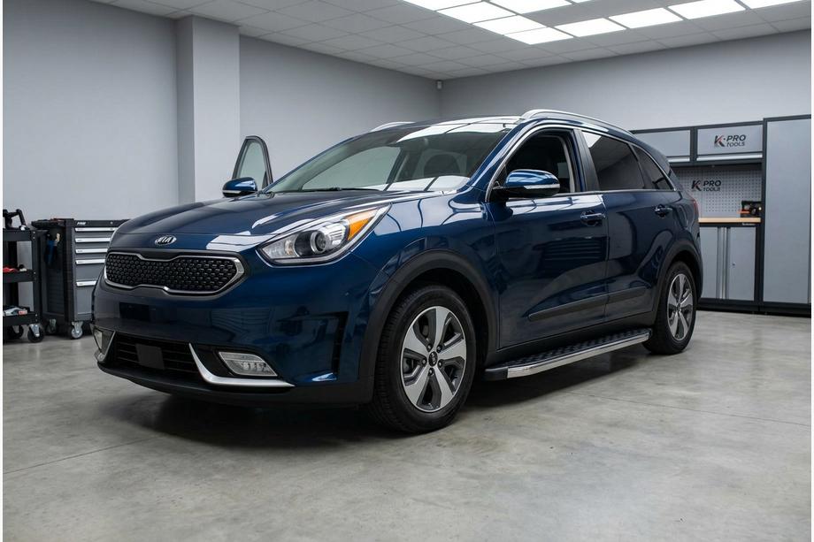 Kia Niro 2016–2021 Estribos Laterales BlackLine (2 uds., Aluminio) Foto 1