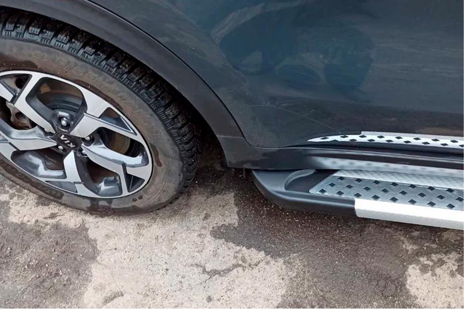 Kia Sportage 2015-2021 Estribos Laterales New Vision Grey (2 uds., Aluminio) Foto 2