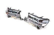Toyota Land Cruiser 200 2007-2021 Faros Delanteros 2016+ (ORIGINAL) foto 4
