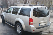 Nissan Pathfinder R51 2005-2014 Estribos BlackLine (2 uds., aluminio) foto 3