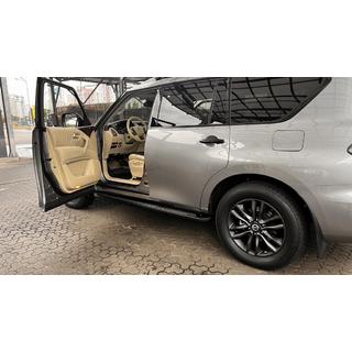 Estribos Laterales New Vision Grey (2 uds., Aluminio) Nissan Patrol Y62 2010-2024 foto 4