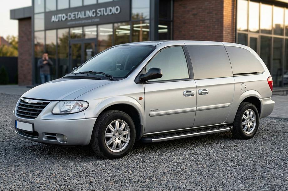 Chrysler Voyager 2001-2007 Estribos Laterales BlackLine (2 uds., Aluminio) Image