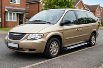 Chrysler Voyager 2001-2007 Estribos laterales Allmond Grey (2 uds., aluminio) foto 1