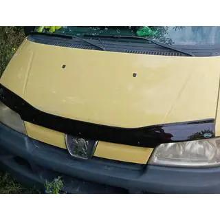 Deflector de capó (2002-2006, EuroCap)