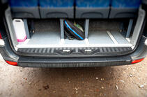 Mercedes Sprinter W907/W910 2018- Protector de parachoques trasero EuroCap (ABS) foto 1