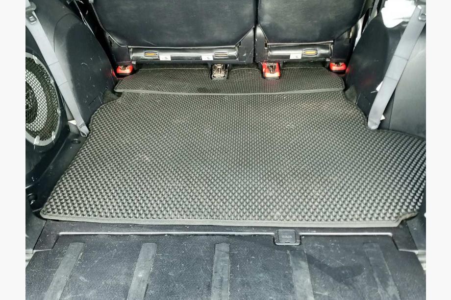 Mitsubishi Outlander 2006-2012 Alfombrilla de maletero (EVA, negra) 7 plazas Foto 7