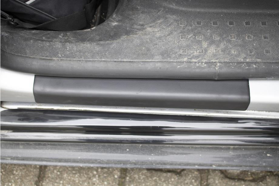 Volkswagen Caddy 2015-2020 Protectores de umbral de puerta EuroCap (2 uds., ABS) Foto 2