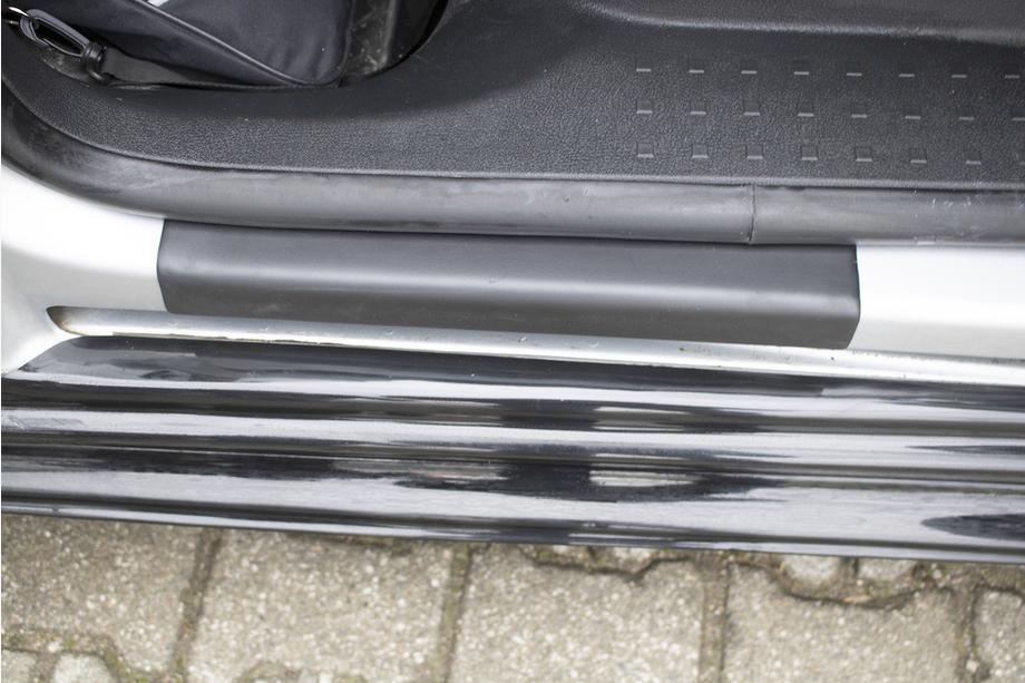 Volkswagen Caddy 2015-2020 Protectores de umbral de puerta EuroCap (2 uds., ABS) Foto 4