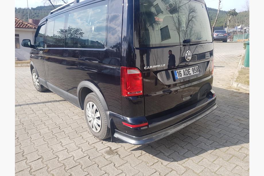 Volkswagen T6 2015-2024 Cubierta de parachoques trasero EuroCap efecto carbono (ABS) Foto 2