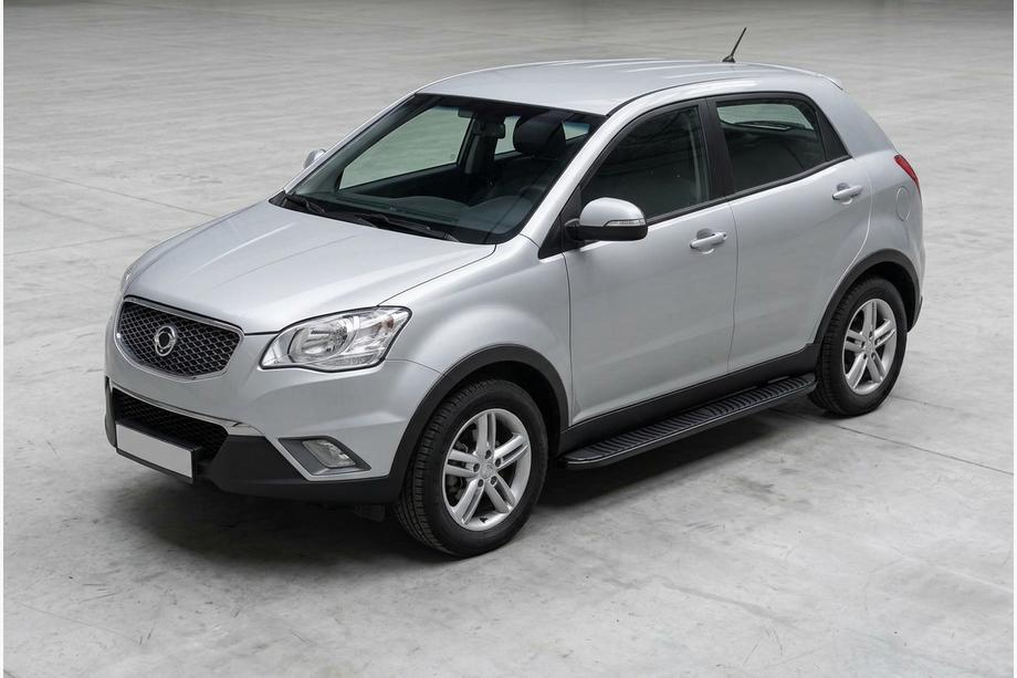 SsangYong Korando 2010-2019 Estribos Laterales Tayga Black (2 uds., Aluminio) Image