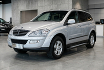 SsangYong Kyron 2005-2014 Estribos Laterales New Vision Black (2 uds., aluminio) foto 1