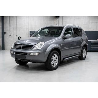 Estribos Laterales New Vision Black (2 uds., Aluminio) SsangYong Rexton I 2001-2017 foto 1