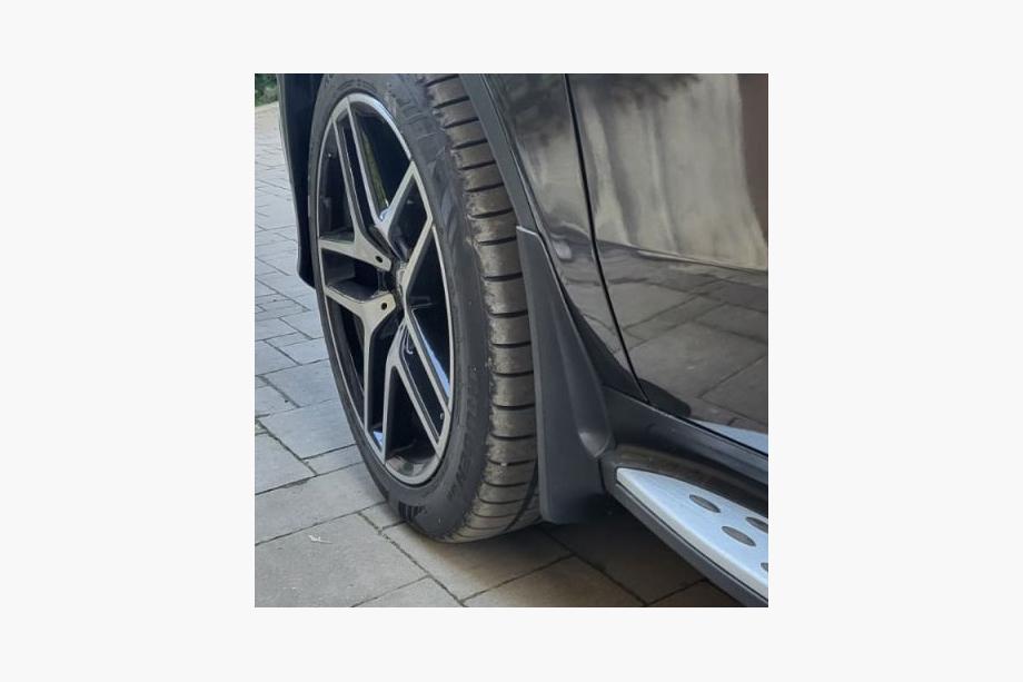 Mercedes GLE coupe C292 2015-2019 Guardabarros Premium con faldones laterales (4 uds) Image