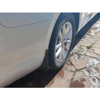 Faldillas guardabarros Premium 2019-2023 SD/SW (EU, 4 uds)