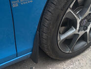 Volvo V40 2012- Guardabarros Premium Originales (2012-2016, 4 uds) foto 1