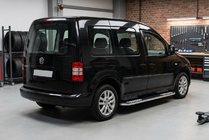 Volkswagen Caddy 2004-2010 Estribos Laterales Tayga V2 (2 uds., Aluminio) foto 1