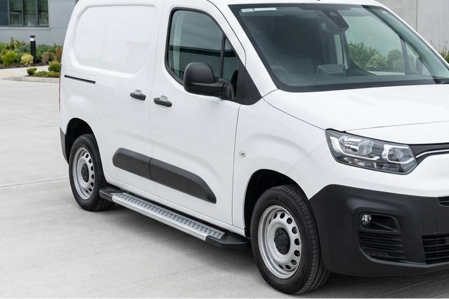 Opel Combo 2019- Estribos Laterales New Vision Grey (2 uds., Aluminio) Image