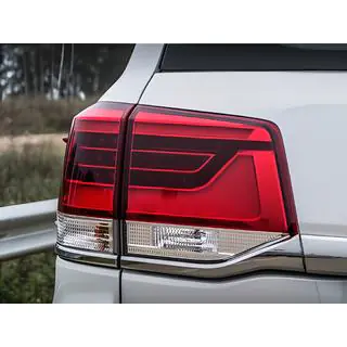 Pilotos Traseros 2016-2021 (Estándar OEM) Toyota Land Cruiser 200 2007-2021 foto 2