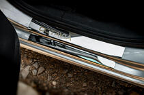 Skoda Octavia III A7 2013-2019 Protecciones de umbral Carmos V1 (8 uds., acero inoxidable) foto 6