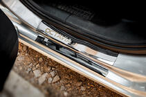 Skoda Octavia III A7 2013-2019 Protecciones de umbral Carmos V1 (8 uds., acero inoxidable) foto 8