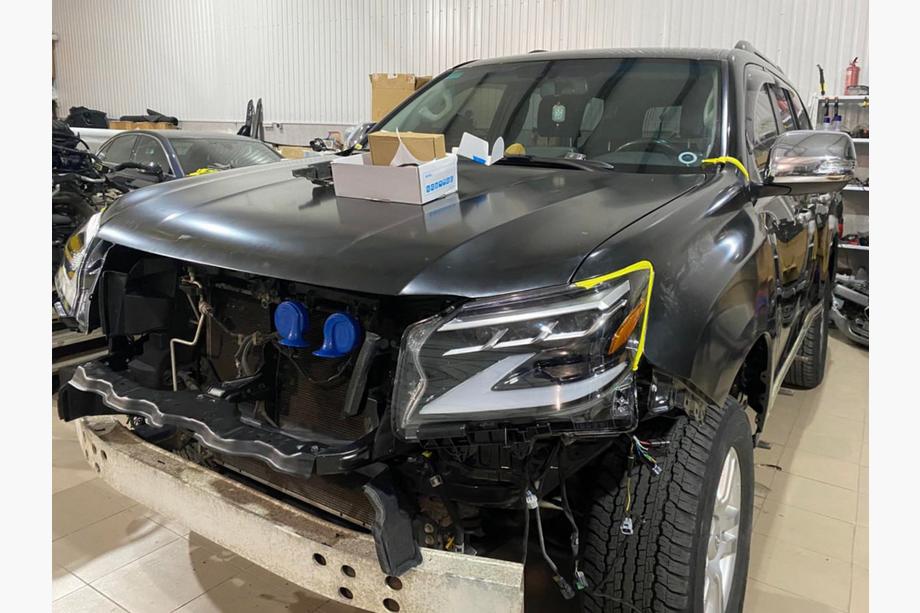 Toyota Land Cruiser Prado 150 2009-2023 Kit de restyling a Lexus GX460 2020 Foto 29