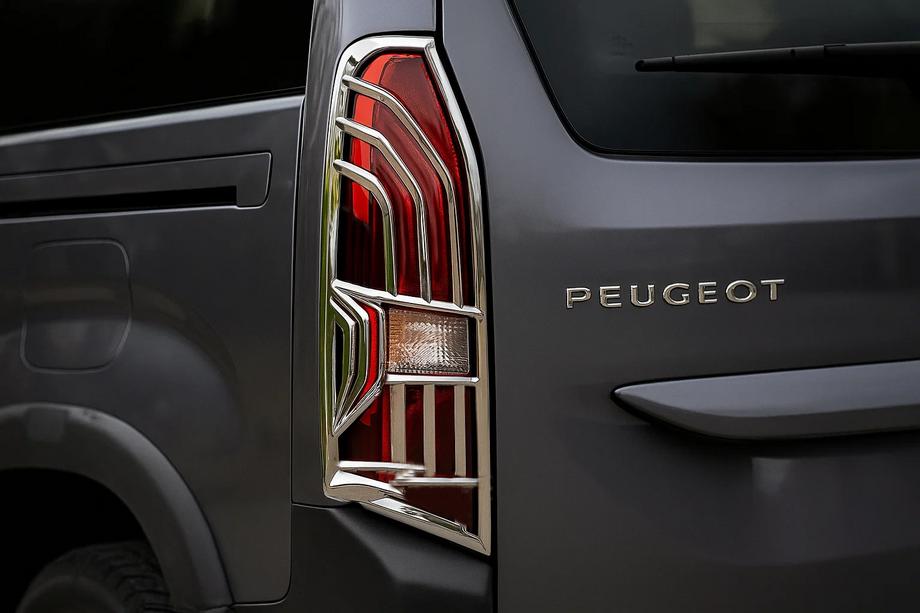 Peugeot Partner/Rifter 2019- Cubiertas Cromadas para Luces Traseras (2 uds, ABS) Image