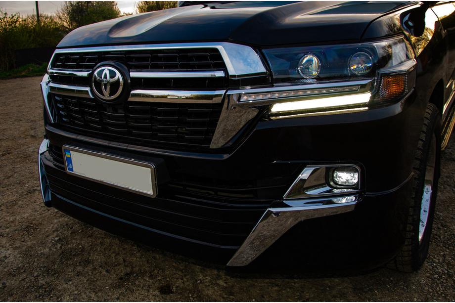 Toyota Land Cruiser 200 2007-2021 Kit de carrocería 2016-2021 (Executive 2021) Negro Foto 12