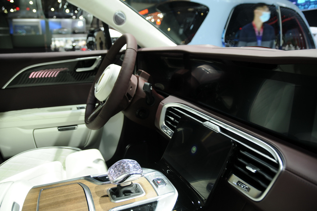 Hongqi E-HS9: análogo chino eléctrico de Rolls-Royce Cullinan