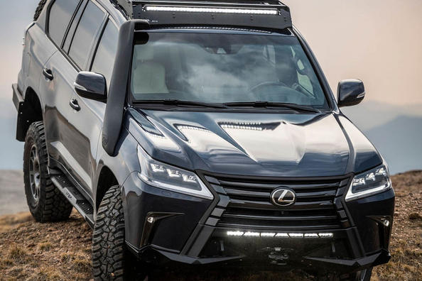 Modificación del Lexus J201: solo las chicas están en el barro