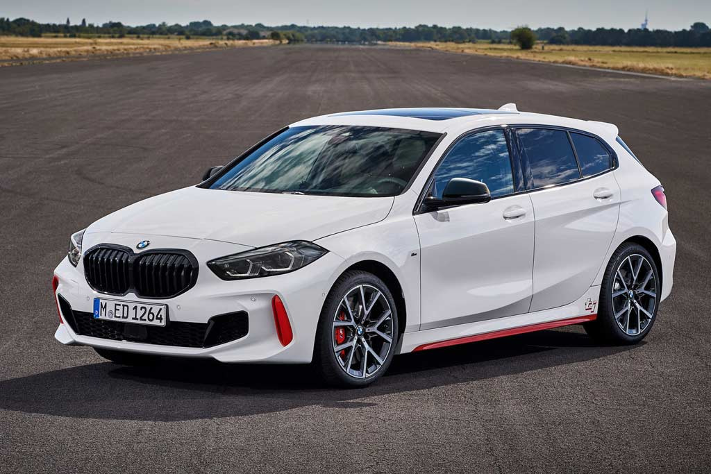 Se presenta el hatchback de tracción delantera BMW 128ti cargado