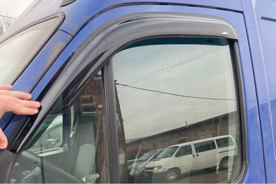Iveco Daily 2006-2014 Deflectores de Ventana (2 uds, HIC) Foto 6