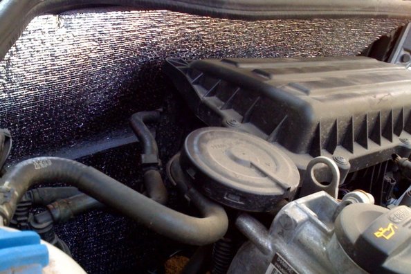 Hágalo usted mismo insonorización del compartimento del motor