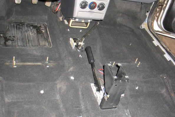 Insonorización de suelo DIY Lada Priora