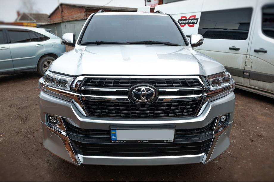 Toyota Land Cruiser 200 2007-2021 Kit de conversión facelift de LC200 2008-2015 a 2021 Executive Foto 13