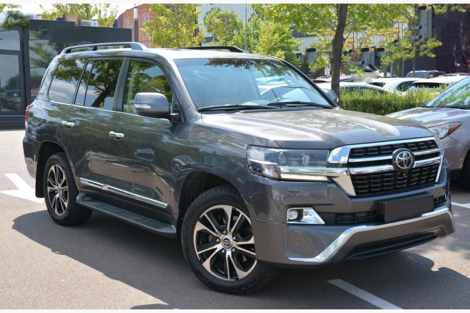 Toyota Land Cruiser 200 2007-2021 Kit de conversión facelift de LC200 2008-2015 a 2016 Executive Foto 2