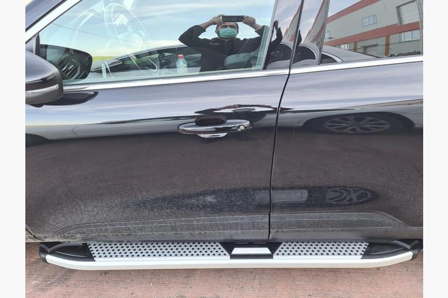 Ford Kuga/Escape 2019- Estribos Laterales Mevsim Grey (2 uds., Aluminio) Foto 2