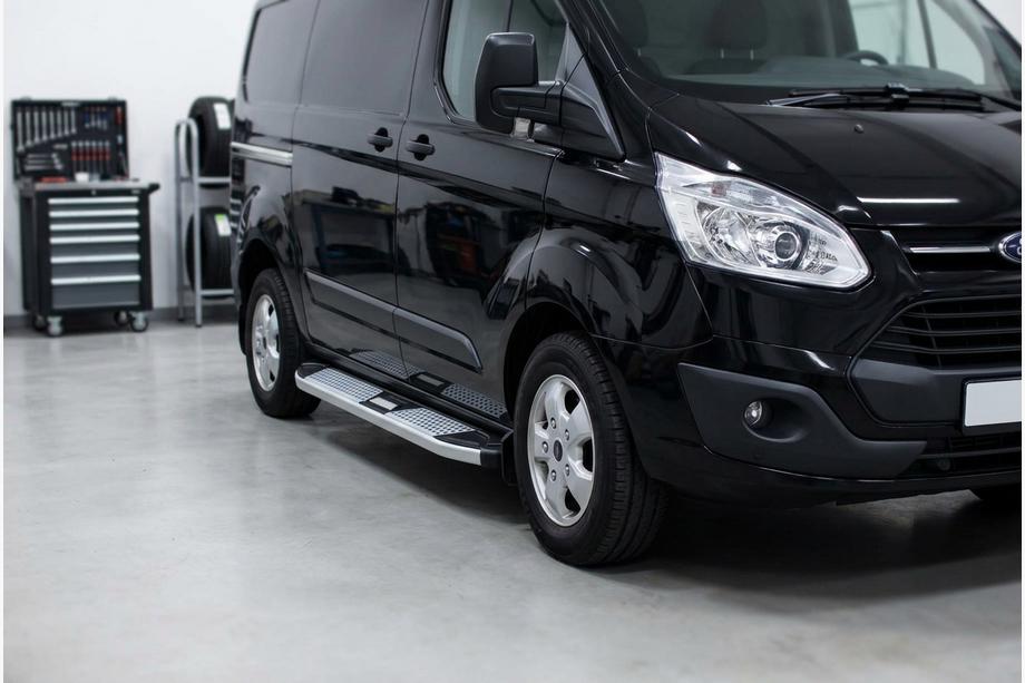 Ford Custom 2013-2022 Estribos Laterales Mevsim Grey (2 uds., Aluminio) Batalla Larga Foto 1