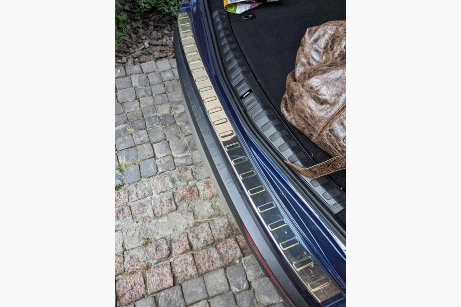 Alfa Romeo Stelvio 2016- Protector de Parachoques Trasero Carmos Acero Inoxidable Image