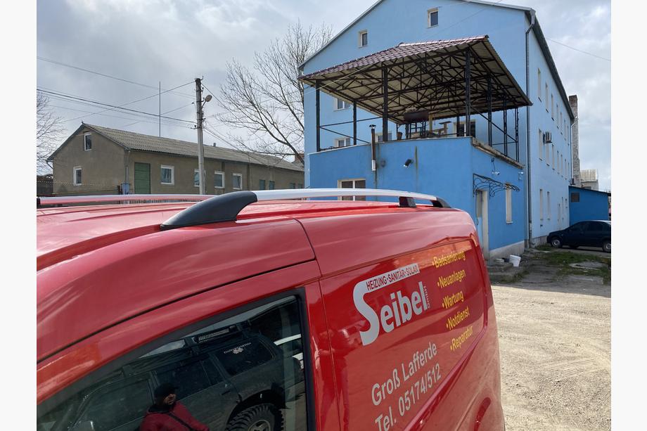 Ford Connect 2014-2021 Barras de Techo Cromadas Image