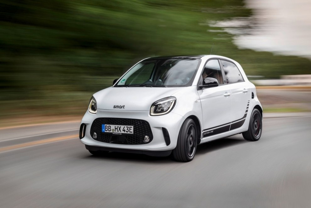Hatchback eléctrico de cuatro puertas Smart EQ forfour