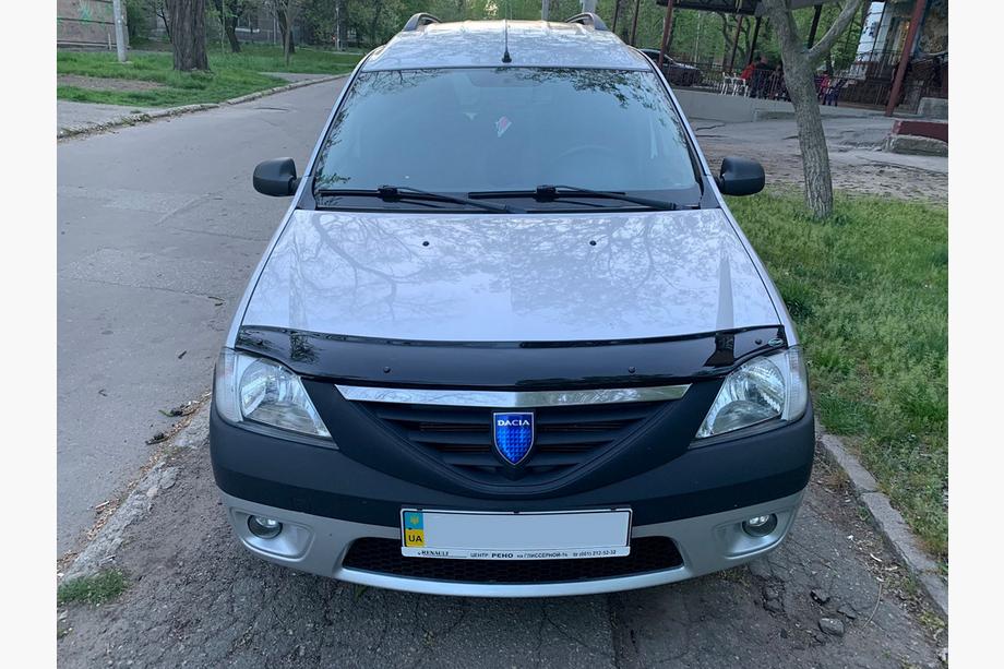 Dacia Logan I 2005-2008 Deflector de capó (EuroCap) Image