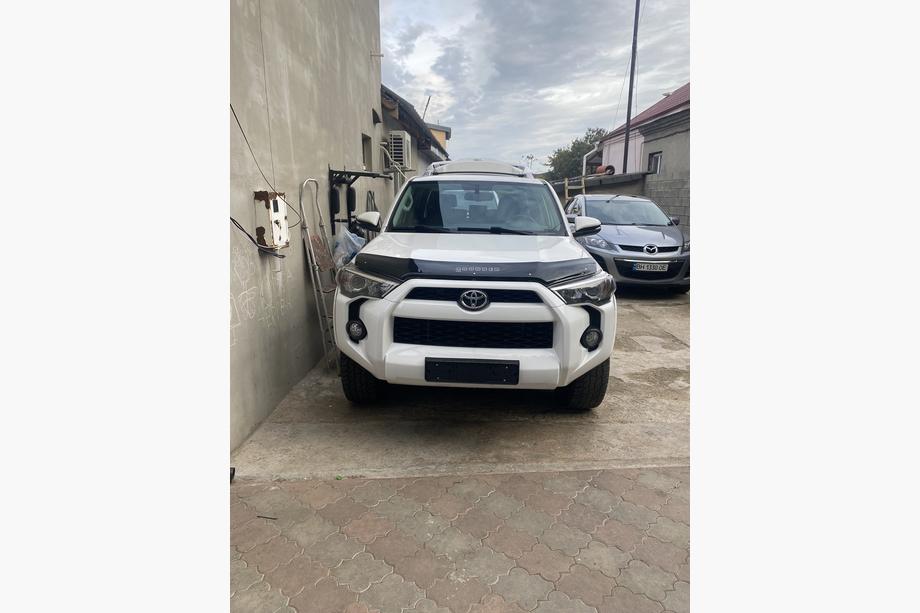 Toyota 4Runner 2009-2024 Deflector de capó (VIP) Image