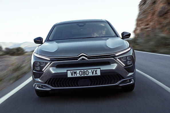 Citroen C5 X crossover liftback de nueva generación Foto 3