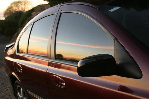 Tipos de tintado de vidrios de automóviles
