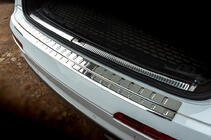 Audi Q7 2015–2026 Protector de Parachoques Trasero Carmos Acero Inoxidable foto 1
